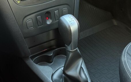Renault Logan II, 2022 год, 1 250 000 рублей, 19 фотография