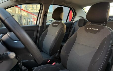 Renault Logan II, 2022 год, 1 250 000 рублей, 22 фотография