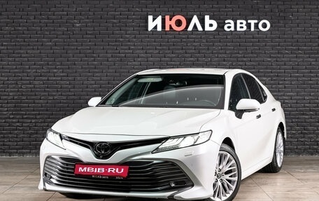 Toyota Camry, 2019 год, 3 120 000 рублей, 1 фотография
