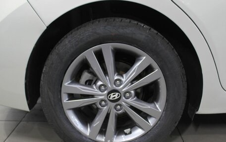 Hyundai Elantra VI рестайлинг, 2016 год, 1 050 000 рублей, 11 фотография