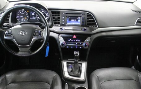 Hyundai Elantra VI рестайлинг, 2016 год, 1 050 000 рублей, 17 фотография