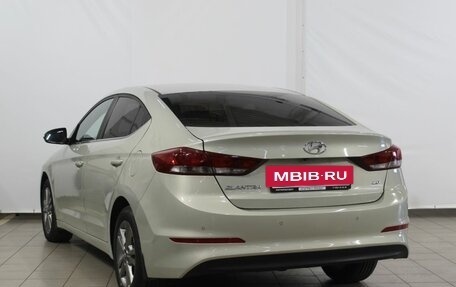 Hyundai Elantra VI рестайлинг, 2016 год, 1 050 000 рублей, 8 фотография