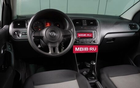Volkswagen Polo VI (EU Market), 2011 год, 969 000 рублей, 6 фотография