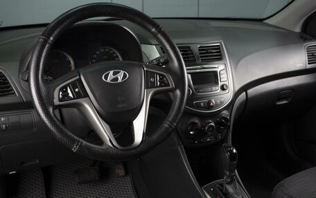 Hyundai Solaris II рестайлинг, 2015 год, 910 000 рублей, 5 фотография