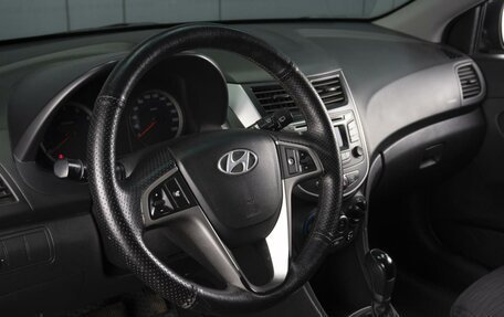 Hyundai Solaris II рестайлинг, 2015 год, 910 000 рублей, 11 фотография