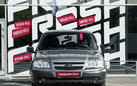 Chevrolet Niva I рестайлинг, 2015 год, 730 000 рублей, 3 фотография