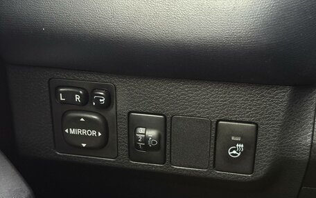 Toyota RAV4, 2017 год, 2 350 000 рублей, 26 фотография