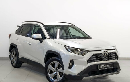 Toyota RAV4, 2022 год, 3 600 000 рублей, 3 фотография