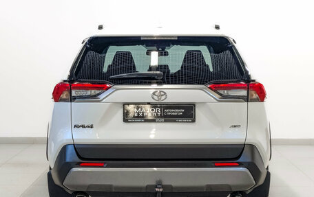 Toyota RAV4, 2022 год, 3 600 000 рублей, 6 фотография