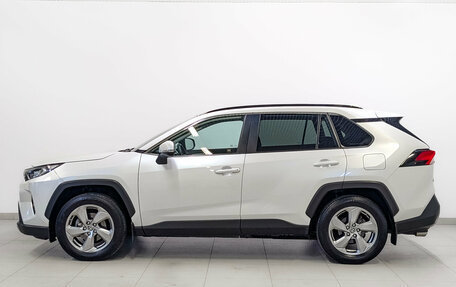 Toyota RAV4, 2022 год, 3 600 000 рублей, 8 фотография