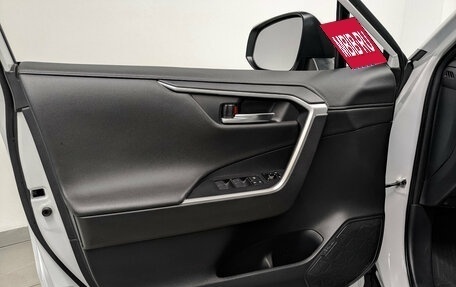 Toyota RAV4, 2022 год, 3 600 000 рублей, 19 фотография