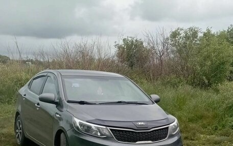 KIA Rio III рестайлинг, 2015 год, 990 000 рублей, 5 фотография