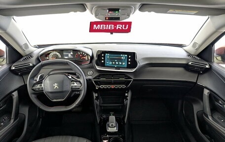 Peugeot 2008 II, 2023 год, 2 250 000 рублей, 14 фотография