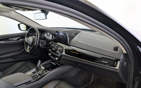 BMW 5 серия, 2019 год, 2 950 000 рублей, 11 фотография