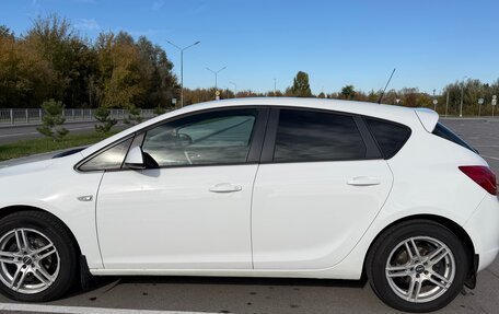 Opel Astra J, 2012 год, 690 000 рублей, 4 фотография