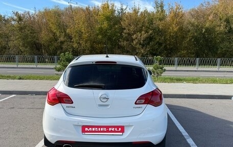 Opel Astra J, 2012 год, 690 000 рублей, 2 фотография