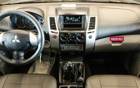 Mitsubishi Pajero Sport II рестайлинг, 2011 год, 1 499 000 рублей, 11 фотография