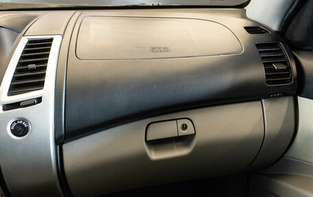 Mitsubishi Pajero Sport II рестайлинг, 2011 год, 1 499 000 рублей, 14 фотография