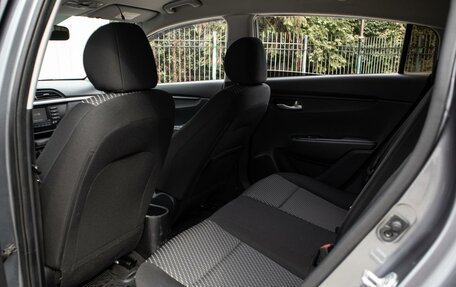 KIA Rio IV, 2018 год, 1 399 000 рублей, 18 фотография