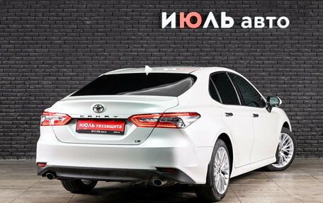 Toyota Camry, 2019 год, 3 120 000 рублей, 4 фотография