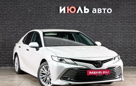 Toyota Camry, 2019 год, 3 120 000 рублей, 3 фотография