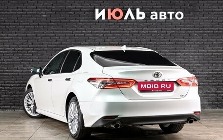Toyota Camry, 2019 год, 3 120 000 рублей, 7 фотография