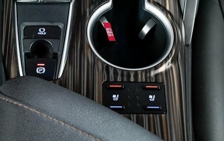 Toyota Camry, 2019 год, 3 120 000 рублей, 16 фотография