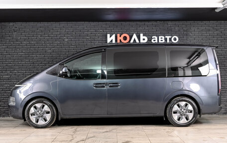 Hyundai Staria, 2022 год, 3 950 000 рублей, 7 фотография