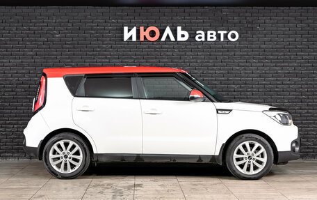 KIA Soul II рестайлинг, 2018 год, 1 599 000 рублей, 10 фотография