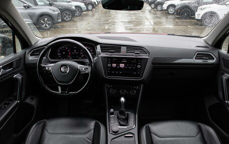 Volkswagen Tiguan II, 2017 год, 2 129 000 рублей, 16 фотография