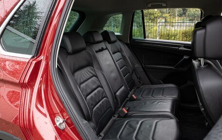 Volkswagen Tiguan II, 2017 год, 2 129 000 рублей, 17 фотография