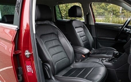 Volkswagen Tiguan II, 2017 год, 2 129 000 рублей, 18 фотография