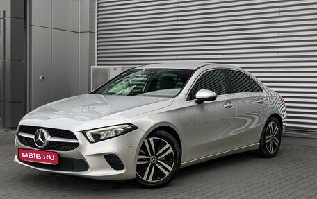 Mercedes-Benz A-Класс, 2021 год, 2 850 000 рублей, 1 фотография