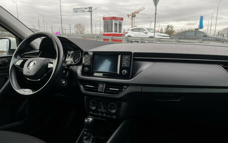 Skoda Rapid II, 2022 год, 1 650 000 рублей, 9 фотография