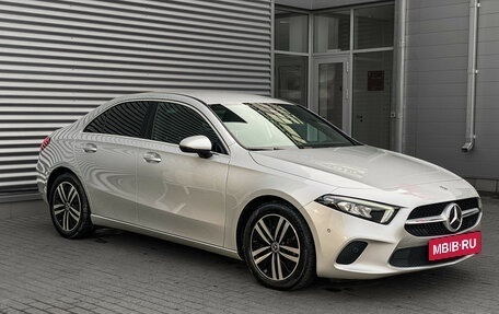 Mercedes-Benz A-Класс, 2021 год, 2 850 000 рублей, 3 фотография