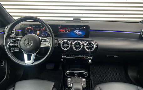Mercedes-Benz A-Класс, 2021 год, 2 850 000 рублей, 11 фотография
