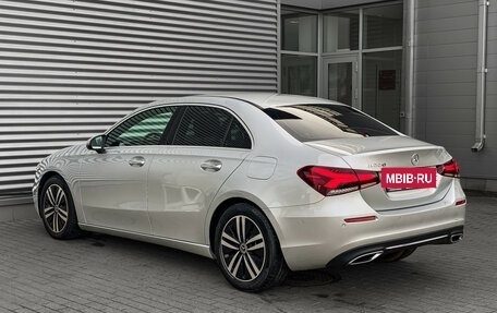 Mercedes-Benz A-Класс, 2021 год, 2 850 000 рублей, 7 фотография
