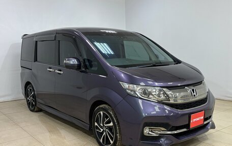 Honda Stepwgn IV, 2016 год, 1 960 000 рублей, 3 фотография