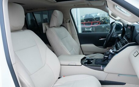 Toyota Land Cruiser, 2022 год, 12 300 000 рублей, 13 фотография