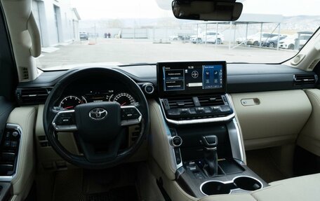 Toyota Land Cruiser, 2022 год, 12 300 000 рублей, 11 фотография
