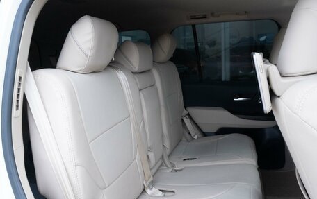 Toyota Land Cruiser, 2022 год, 12 300 000 рублей, 12 фотография