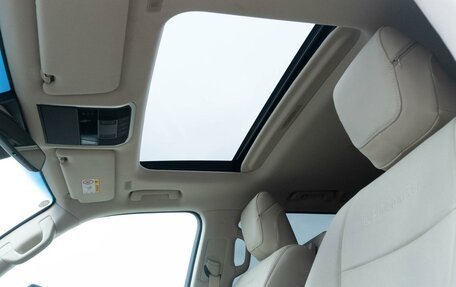 Toyota Land Cruiser, 2022 год, 12 300 000 рублей, 20 фотография