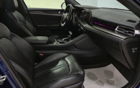 KIA K5, 2021 год, 2 370 000 рублей, 17 фотография