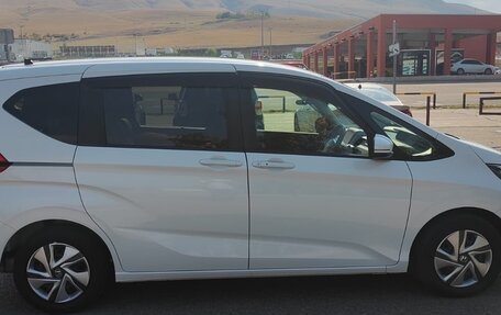 Honda Freed II, 2023 год, 2 100 000 рублей, 13 фотография