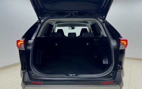 Toyota RAV4, 2020 год, 3 456 000 рублей, 11 фотография