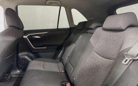 Toyota RAV4, 2020 год, 3 456 000 рублей, 14 фотография
