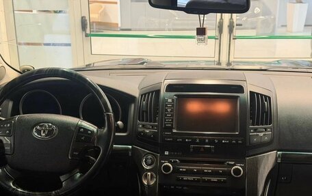 Toyota Land Cruiser 200, 2010 год, 3 450 000 рублей, 8 фотография