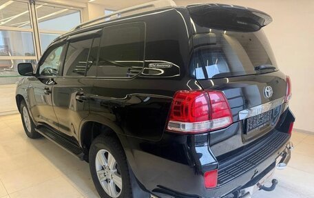 Toyota Land Cruiser 200, 2010 год, 3 450 000 рублей, 6 фотография
