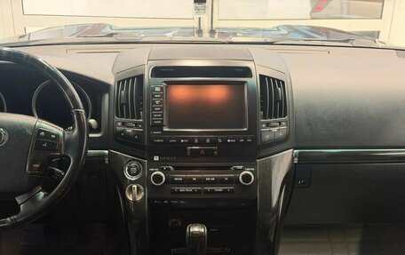 Toyota Land Cruiser 200, 2010 год, 3 450 000 рублей, 25 фотография