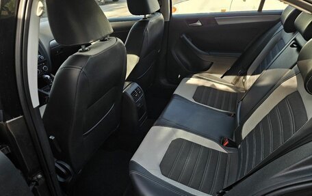 Volkswagen Jetta VI, 2012 год, 1 398 000 рублей, 13 фотография